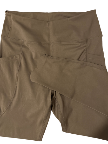 Signature Straight Legging